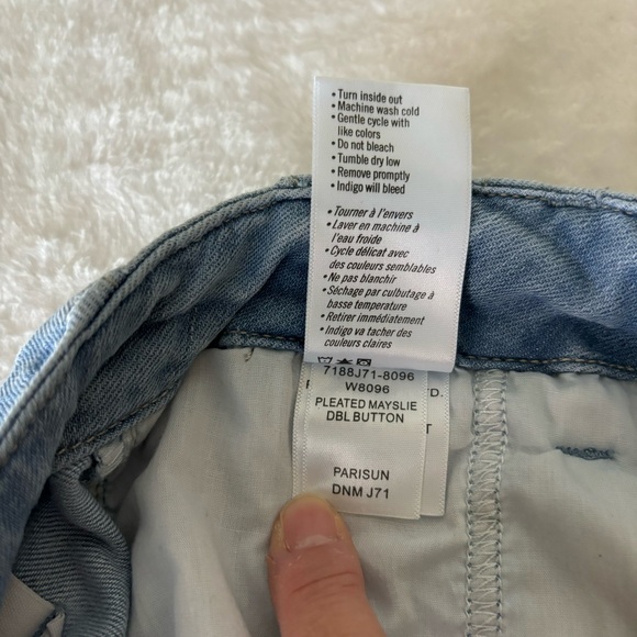 Paige Pleated Mayslie Double Button Jogger Jeans, size 27 - Picture 9 of 16